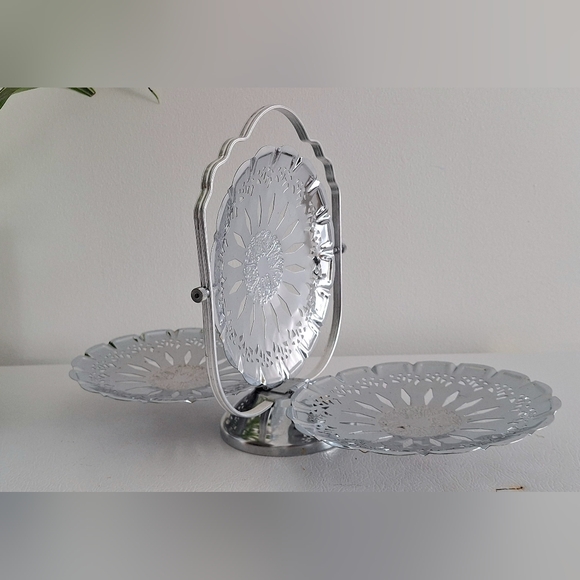 Vintage Chrome-plated metal display trays - Picture 8 of 13